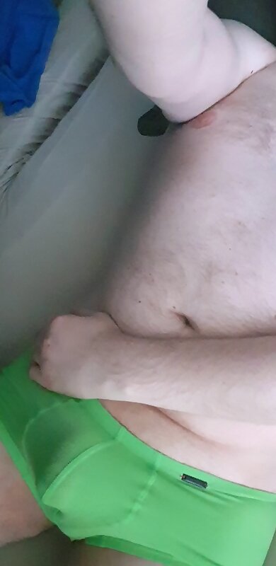 Next Image >>