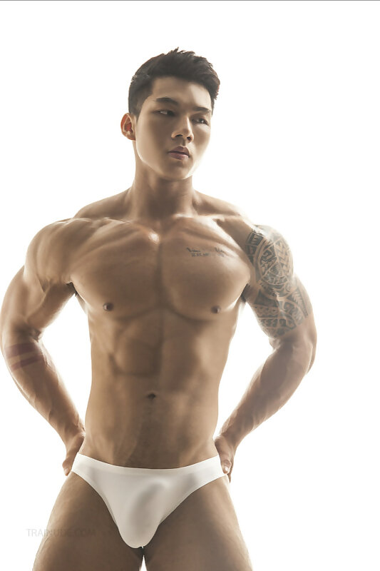 Next Image >>