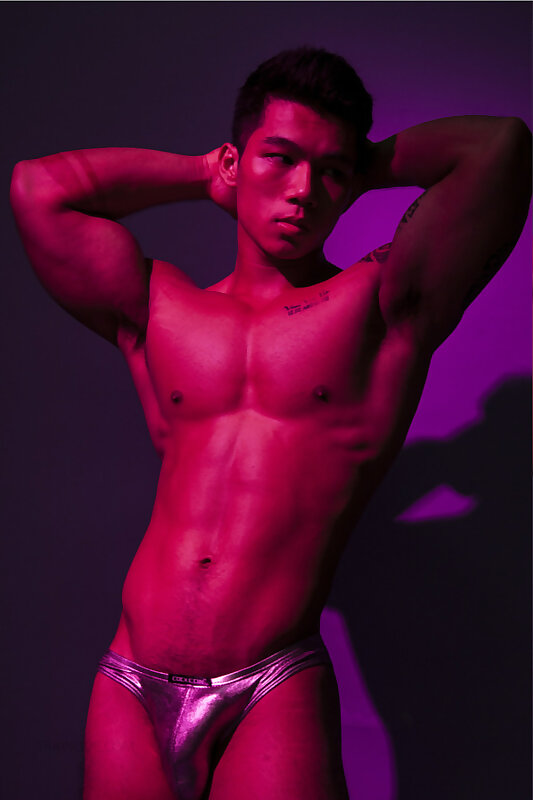 Next Image >>