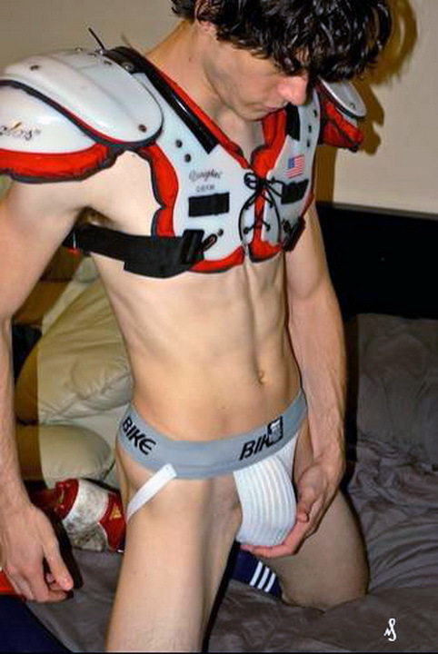 Next Image >>