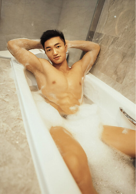 Next Image >>