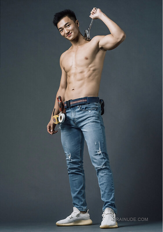 Next Image >>