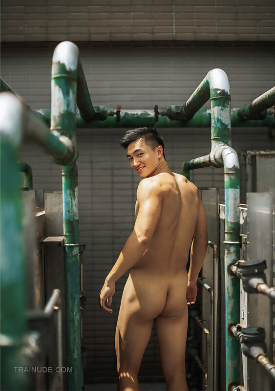 Next Image >>