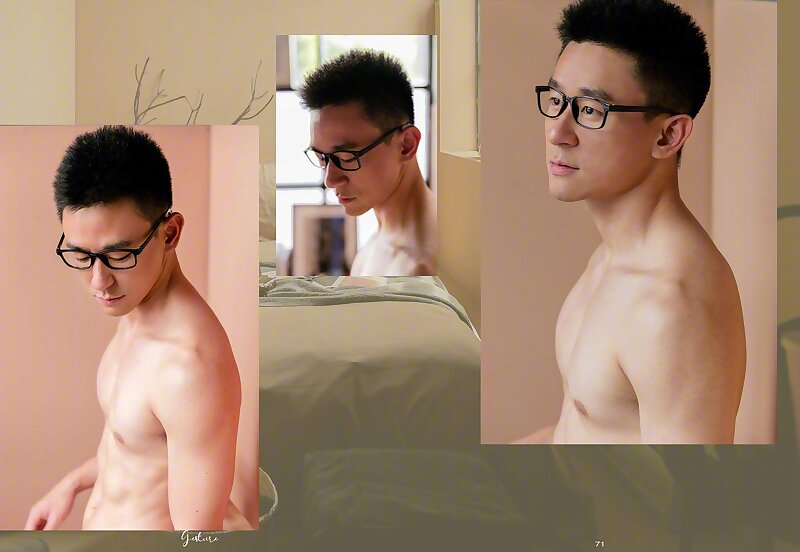 Next Image >>