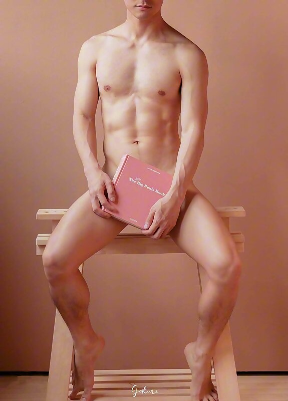 Next Image >>