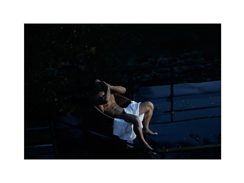 Next Image >>