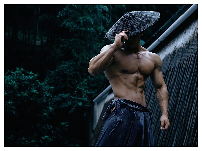 Next Image >>