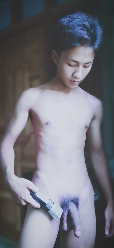 Next Image >>