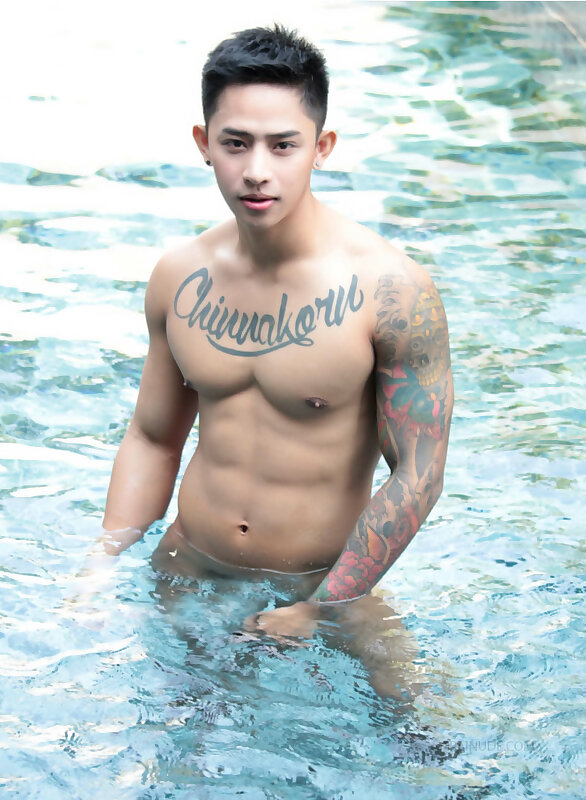 Next Image >>