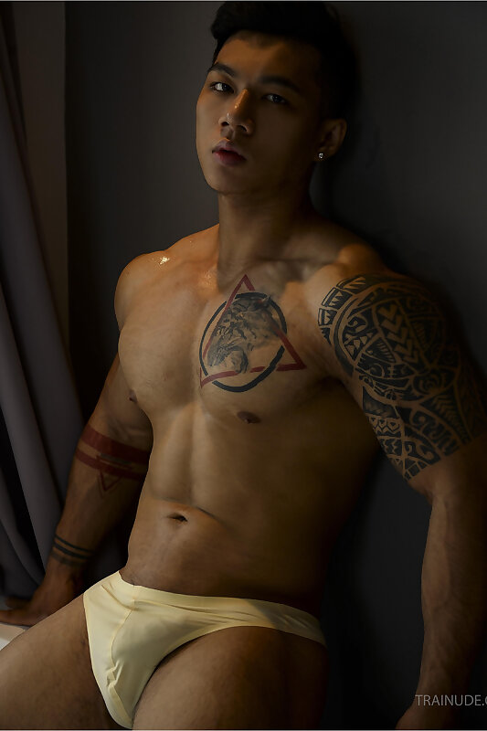 Next Image >>
