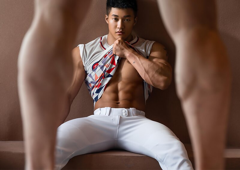 Next Image >>