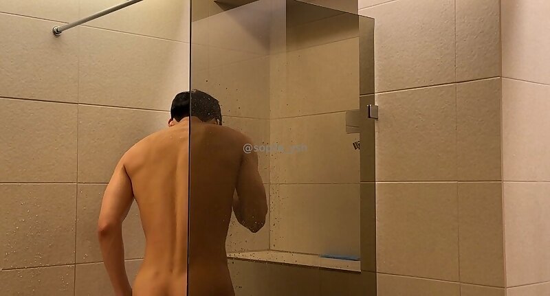 Next Image >>