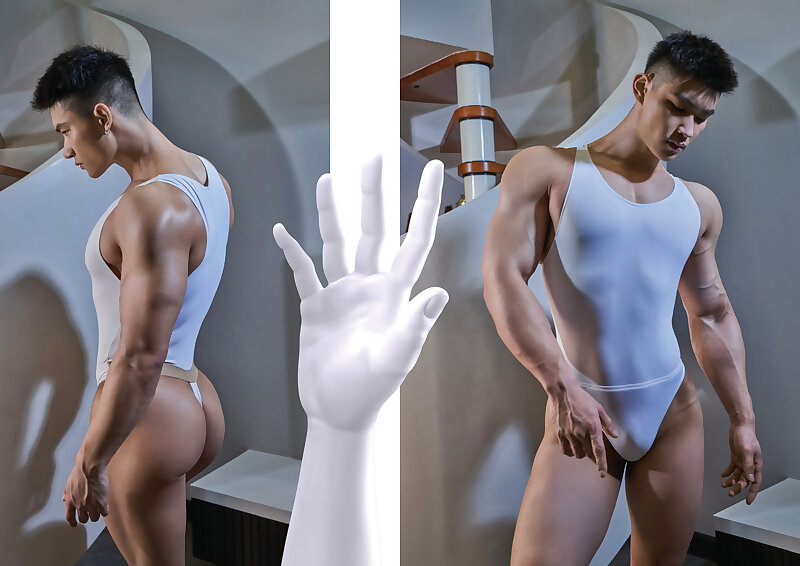 Next Image >>
