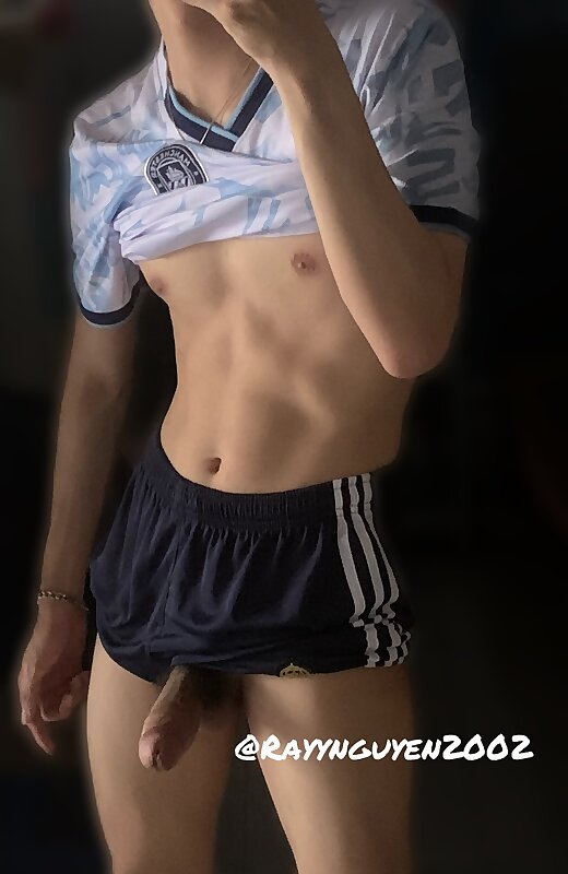 Next Image >>