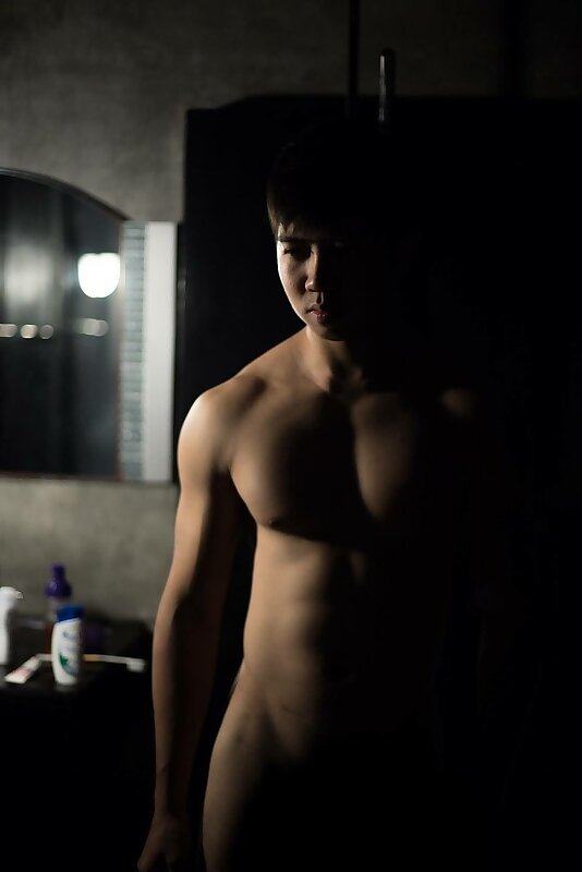 Next Image >>