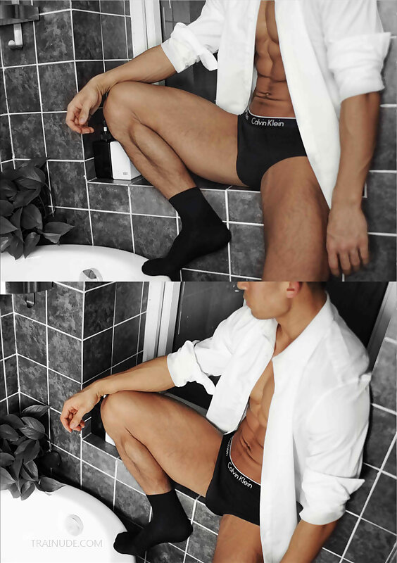 Next Image >>