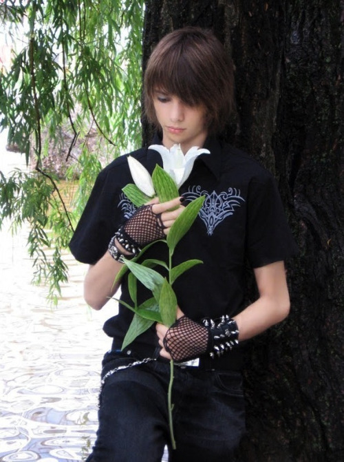 Next Image >>