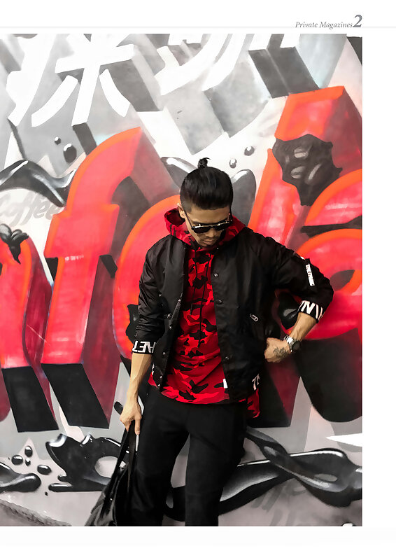 Next Image >>