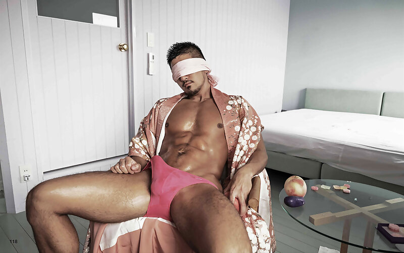 Next Image >>