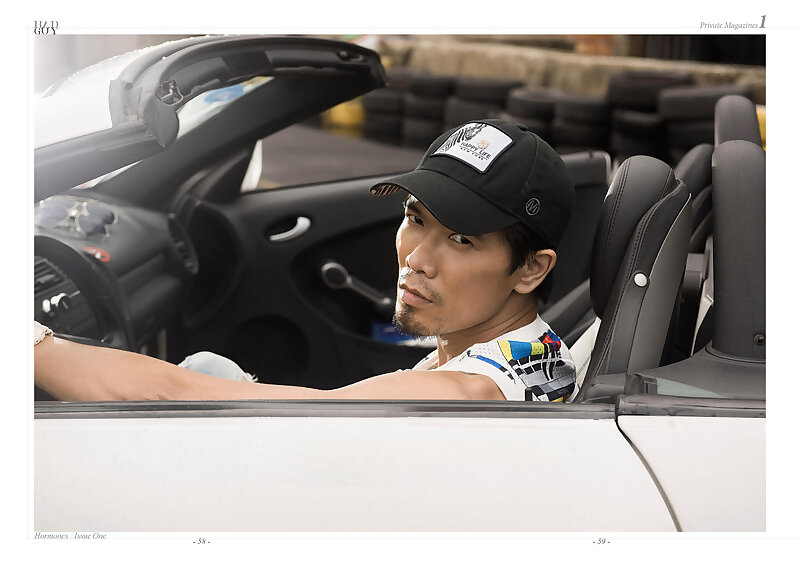 Next Image >>