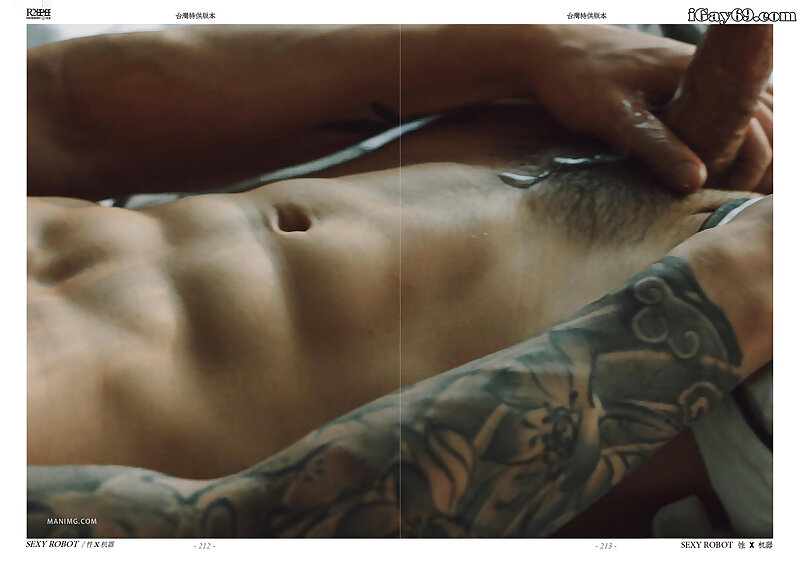 Next Image >>