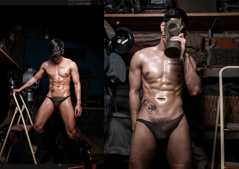 Next Image >>