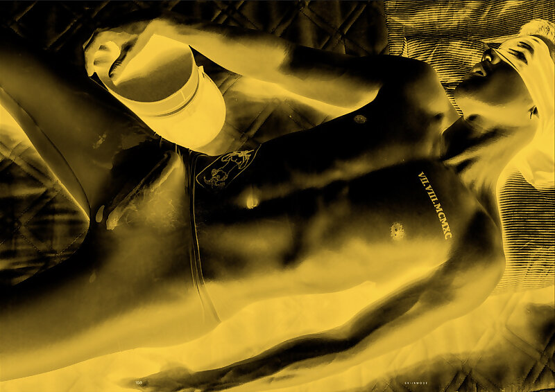 Next Image >>