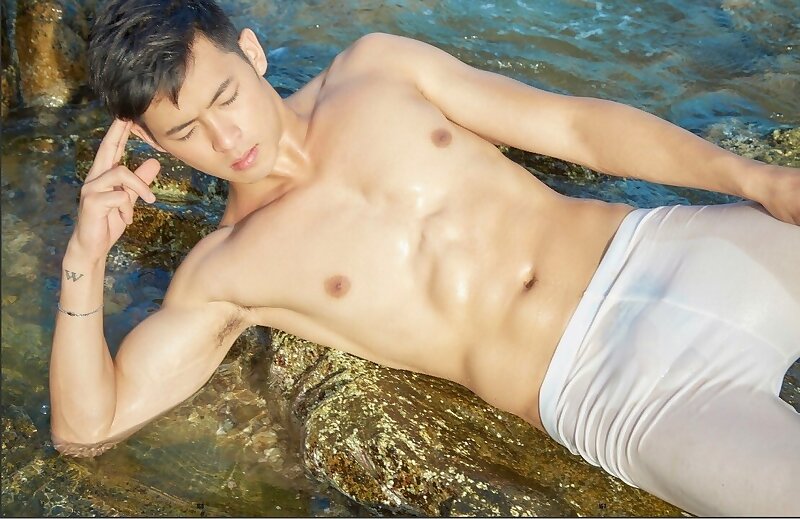 Next Image >>