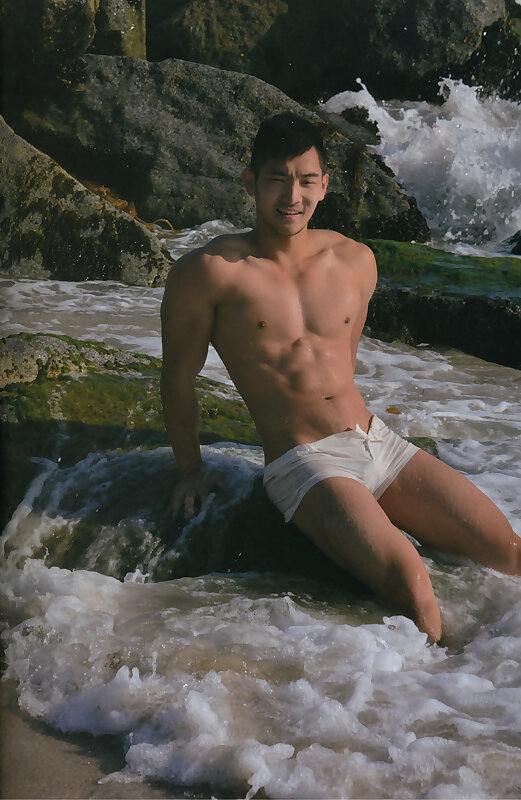Next Image >>