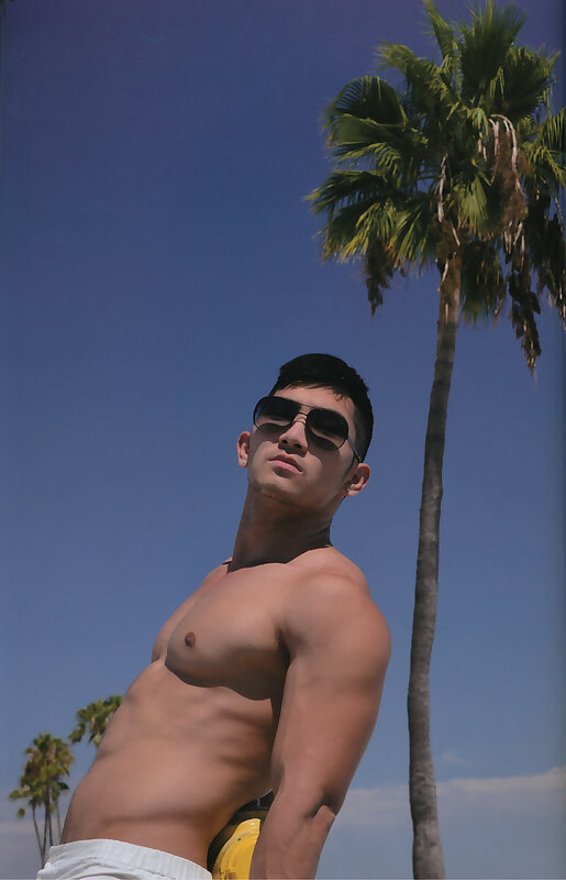 Next Image >>