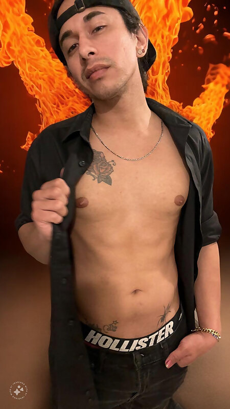 Next Image >>