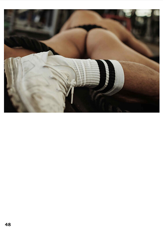Next Image >>