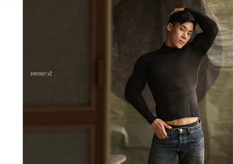 Next Image >>