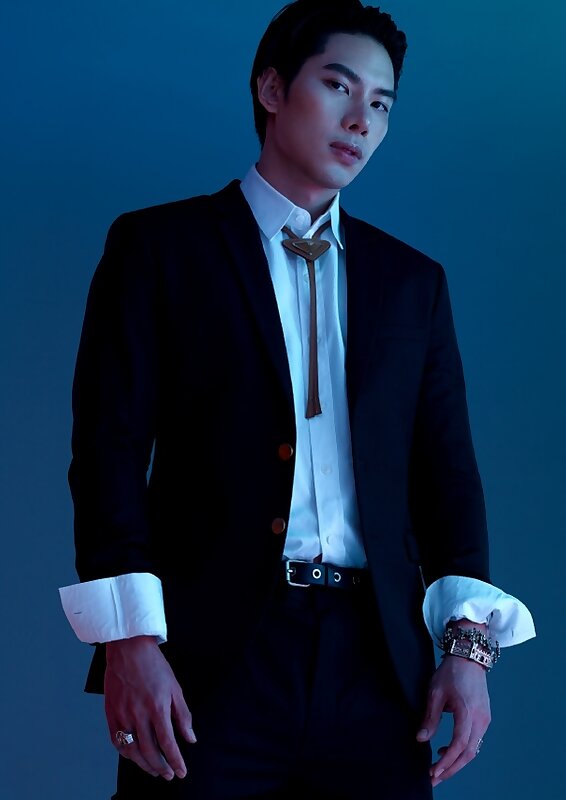 Next Image >>