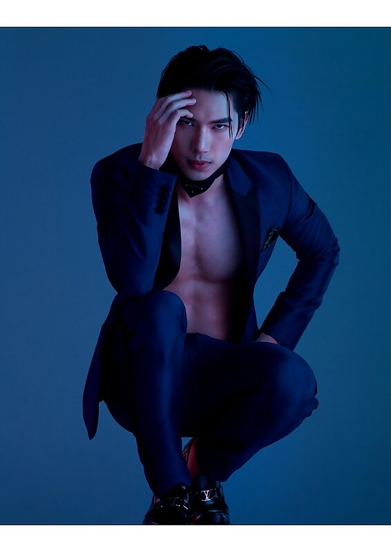 Next Image >>