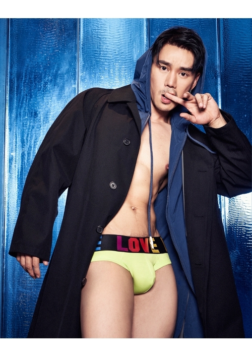 Next Image >>