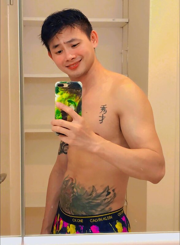 Next Image >>