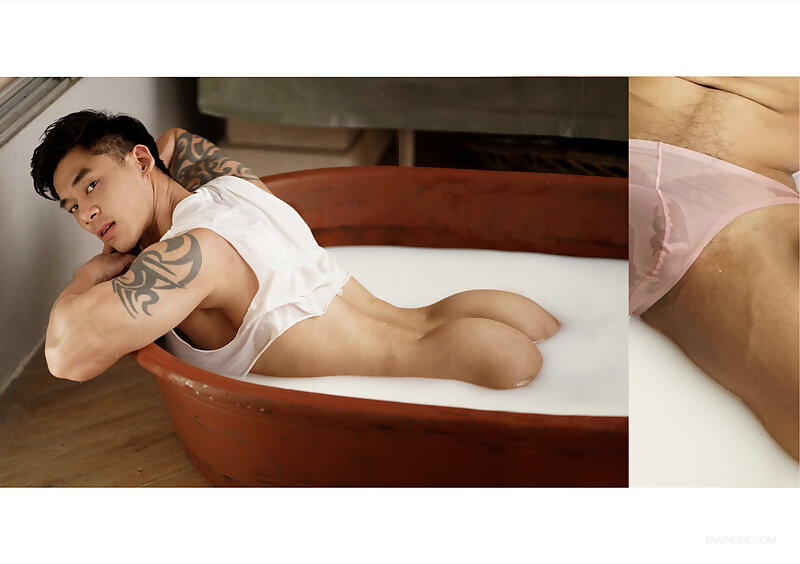 Next Image >>