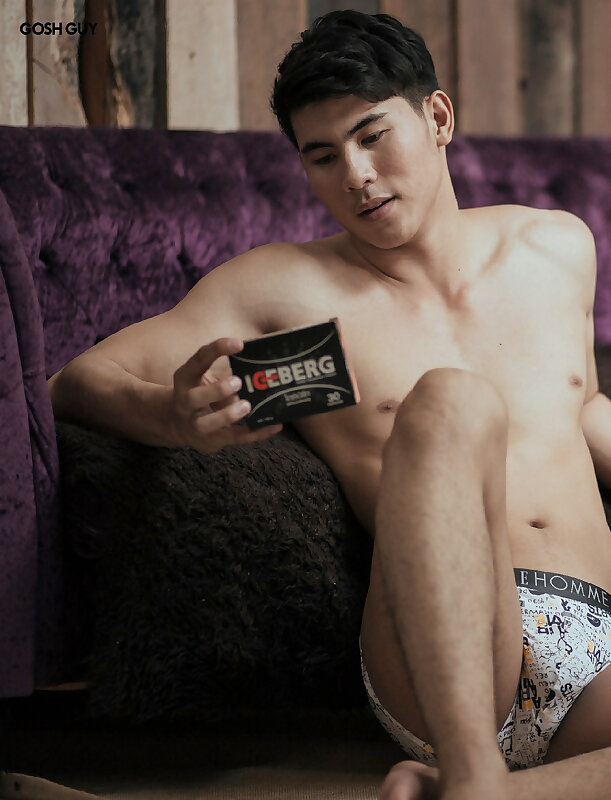 Next Image >>