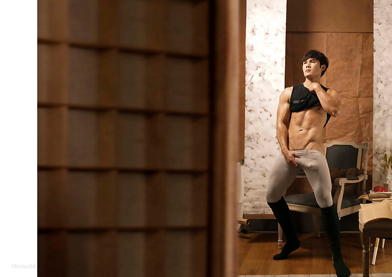 Next Image >>