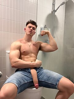 JAYDEN REMBACHER - BoyFriendTV.com