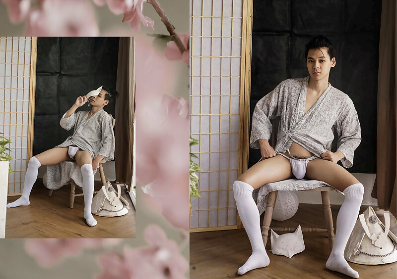 Next Image >>