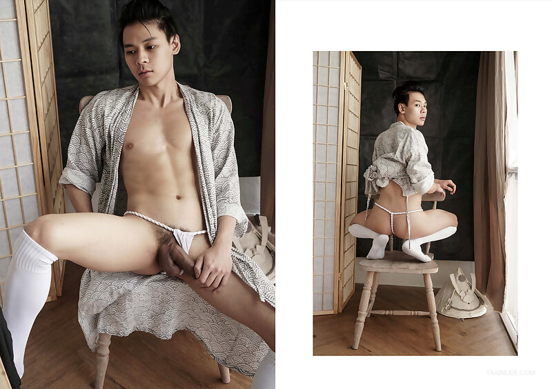 Next Image >>