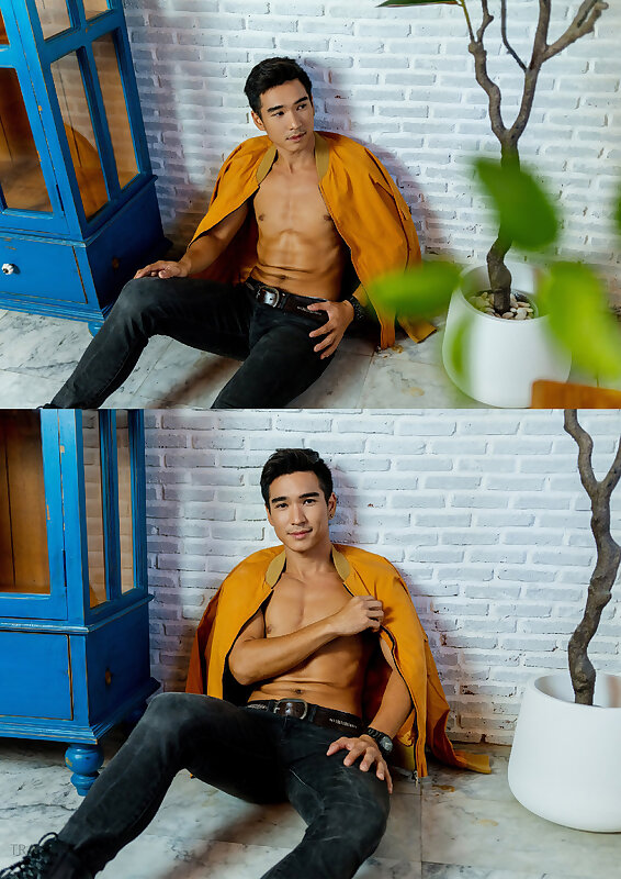 Next Image >>