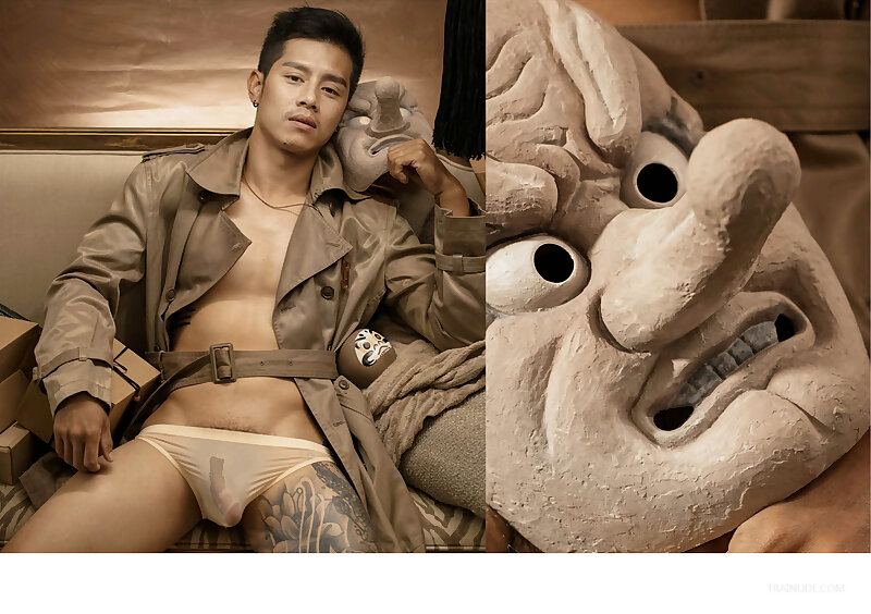 Next Image >>