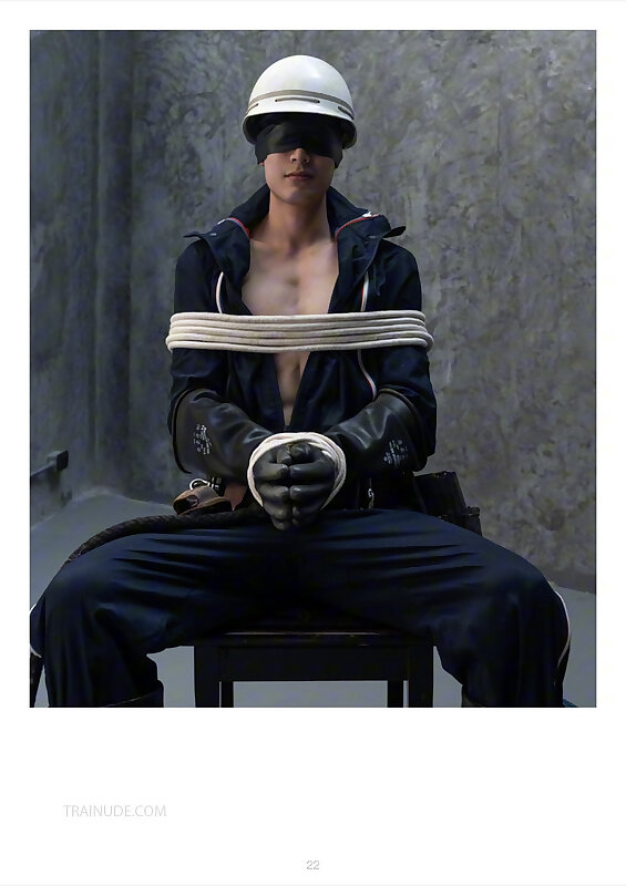 Next Image >>