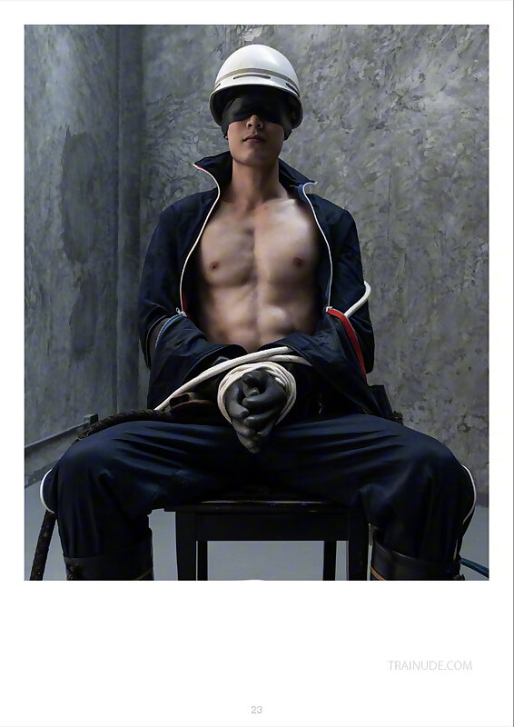 Next Image >>