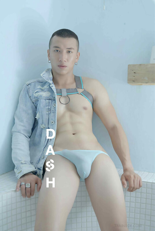 Next Image >>