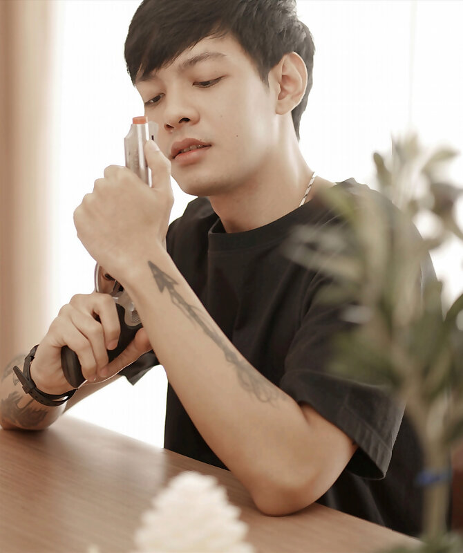 Next Image >>