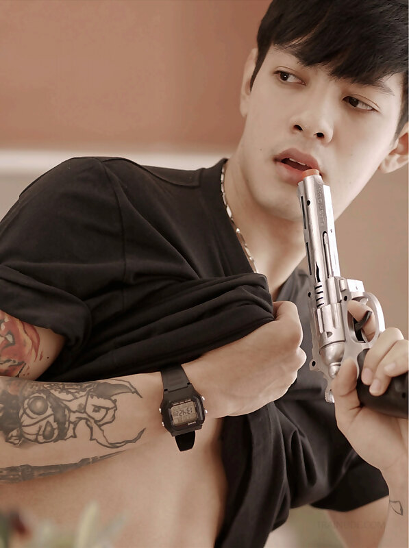 Next Image >>